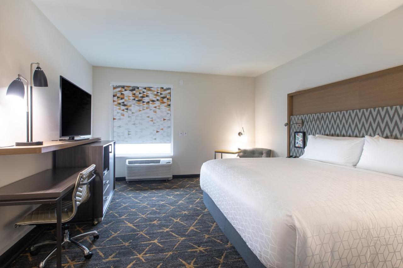 Holiday Inn Greenville - Woodruff Road By Ihg Exterior photo