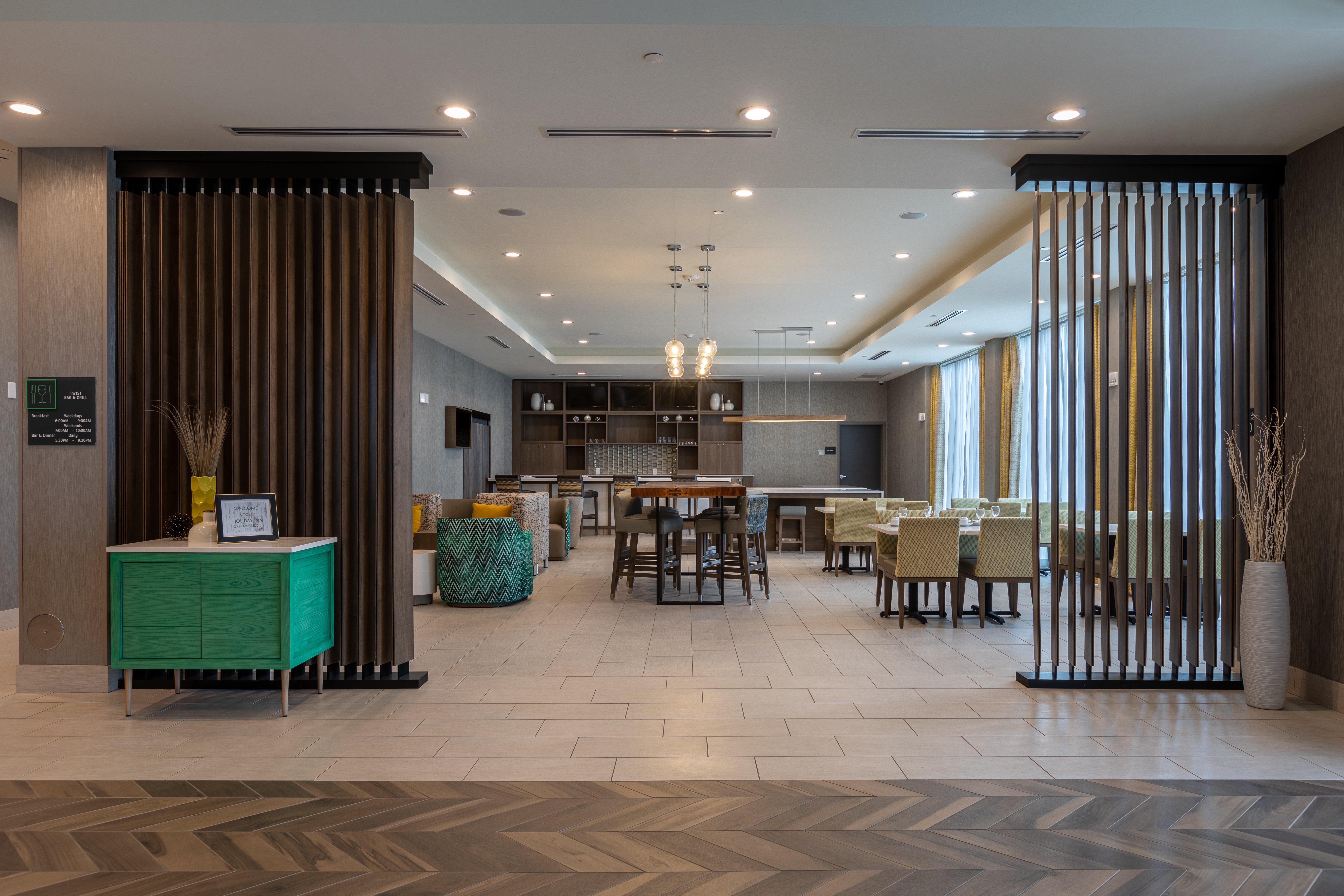 Holiday Inn Greenville - Woodruff Road By Ihg Exterior photo
