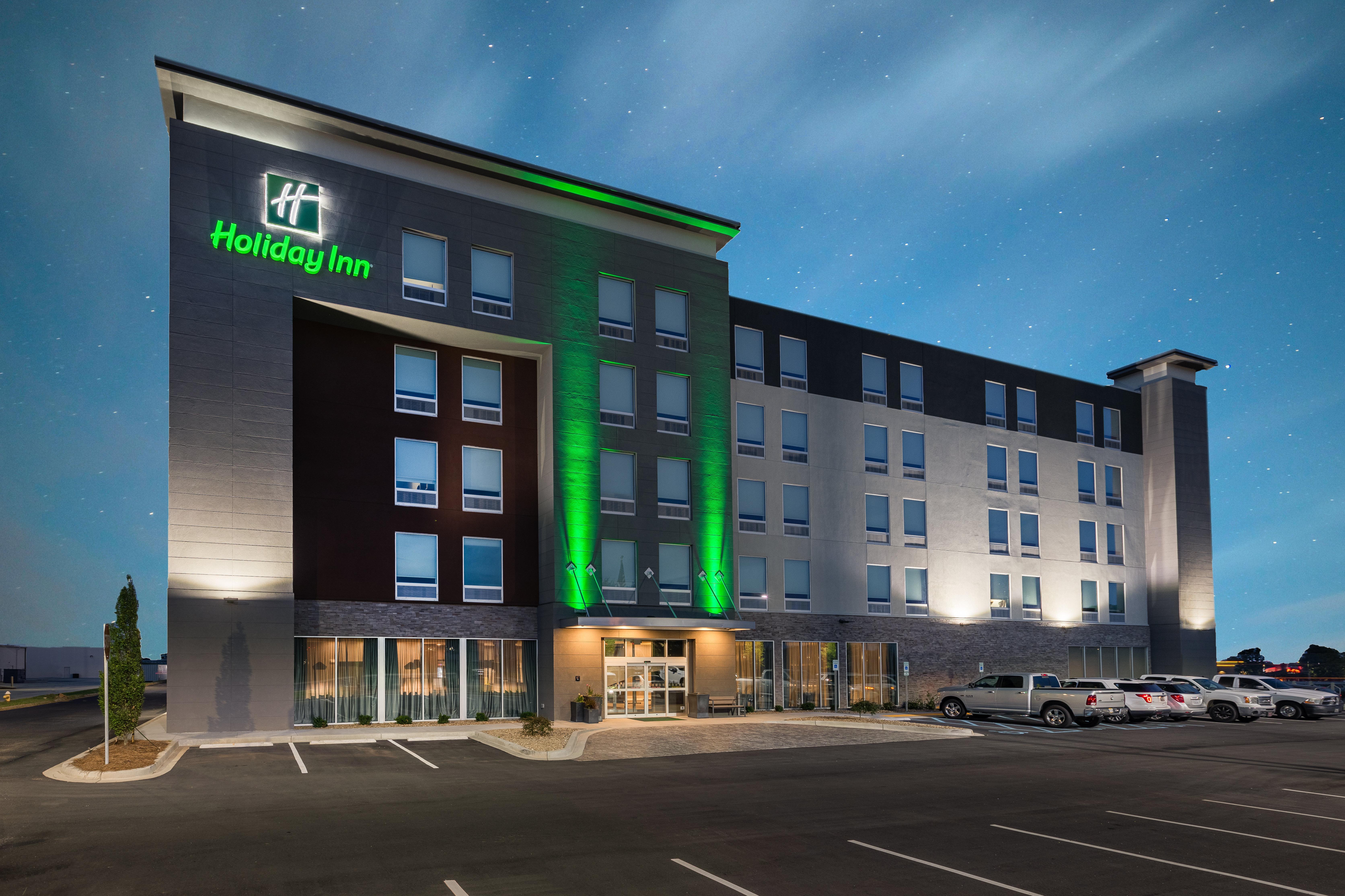 Holiday Inn Greenville - Woodruff Road By Ihg Exterior photo